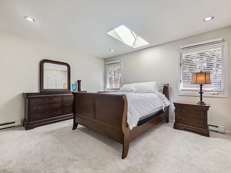 720 Josephine St — Photo 15