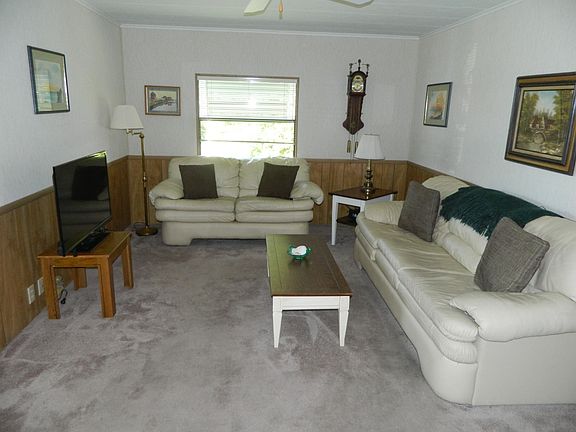 2nd image of 2425 Harden Blvd Lot 223