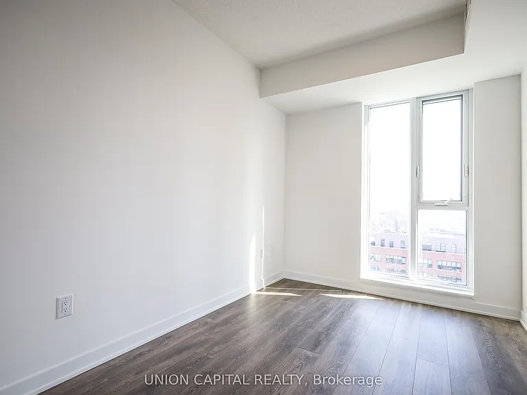 130 River St #902 — Photo 26