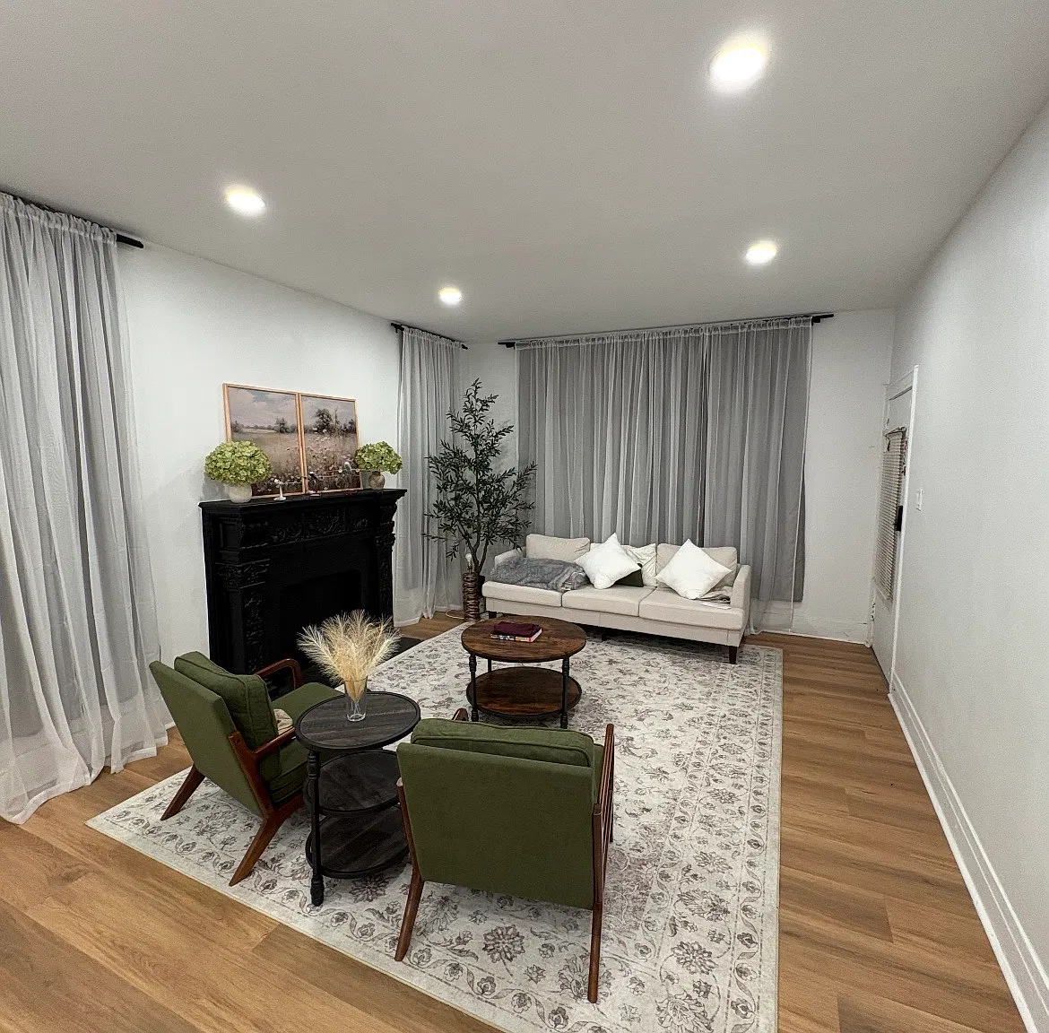2 bed, 1400 sqft, $3,195 — Photo 4