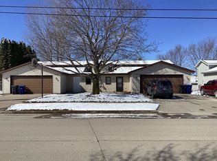 1607 Buchanan St, Little Chute, WI 54140