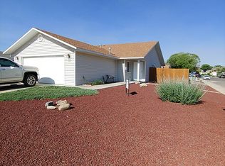 1402 Elizabeth St, Bloomfield, NM 87413