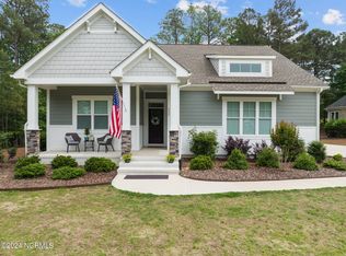 222 Finch Gate Dr, West End, NC 27376