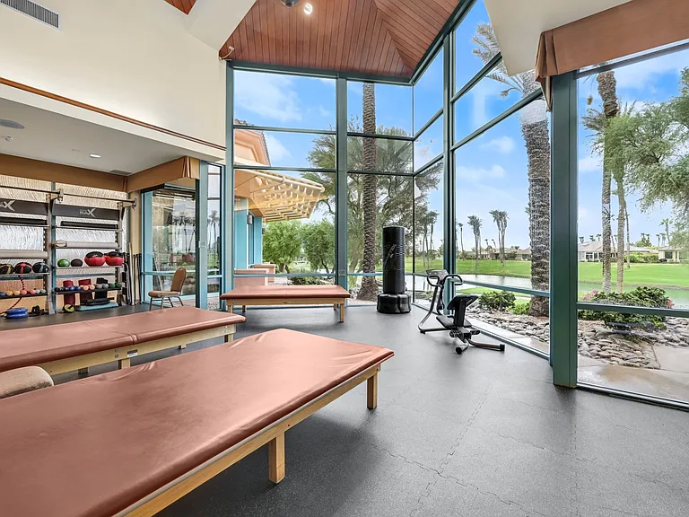 78724 Palm Tree Ave — Photo 31
