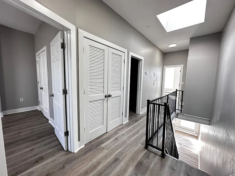 372 Forrest St #2E — Photo 11