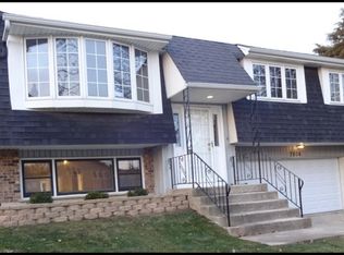 7806 165th Pl, Tinley Park, IL