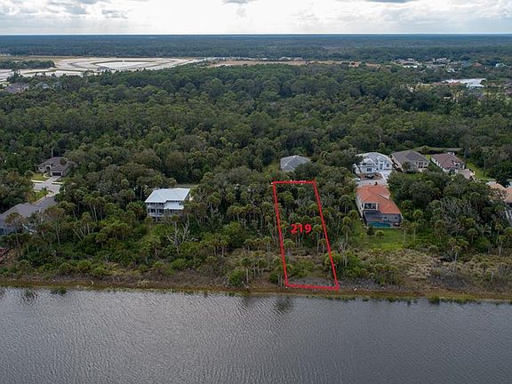 2nd image of 219 S Riverwalk Dr