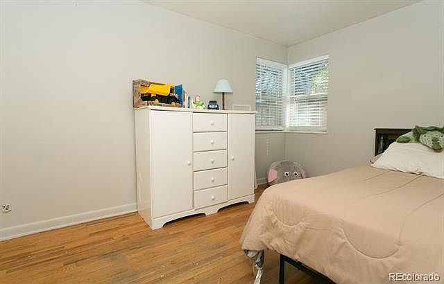 1st image of 4889 W Mississippi Ave