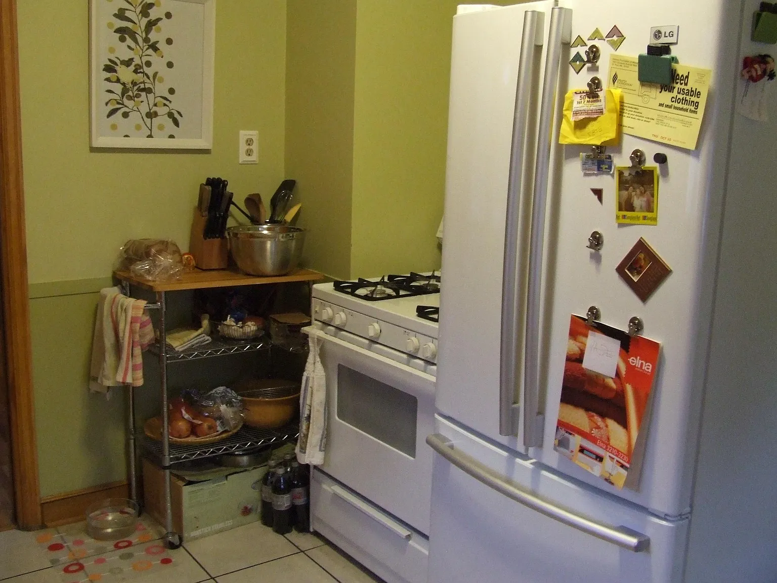 3 bed, 2100 sqft, $2,400 — Photo 4