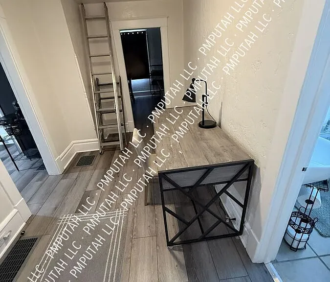 1312 Washington Blvd #3 — Photo 5