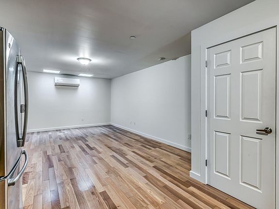 5th image of 4122 Haverford Ave APT 10