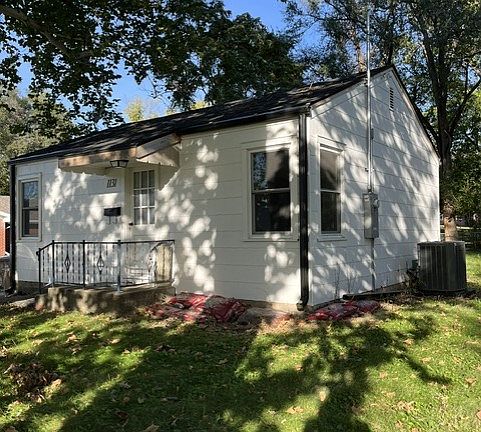 2nd image of 1131 69th St