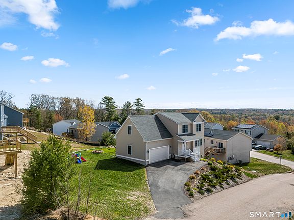 4th image of 25 Sterling Ridge Lane