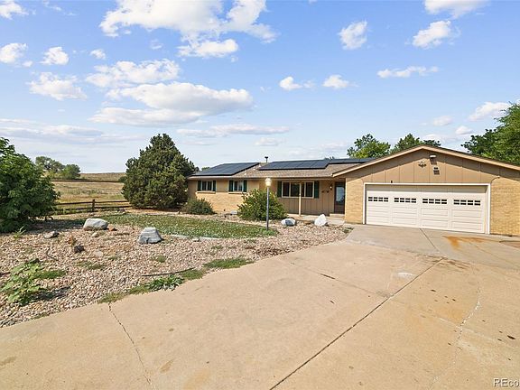 3rd image of 11932 W 106th Place