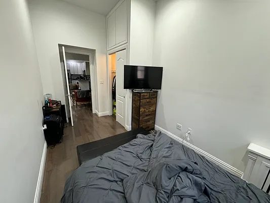 Rented by CNYC Apartments | media 12