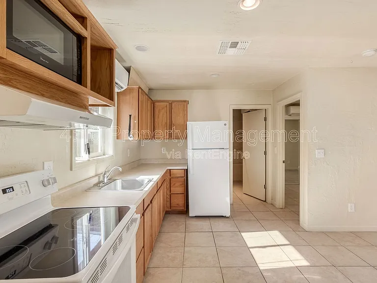 1626 W Taylor St #2 — Photo 7