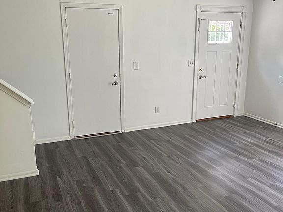 3rd image of 2178 Big Tree Dr