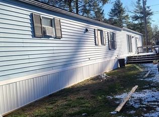 305 Turnpike St TRAILER 215, South Easton, MA 02375