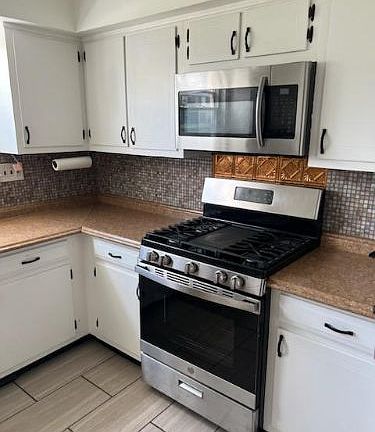 4th image of 1612 Coventry Pl