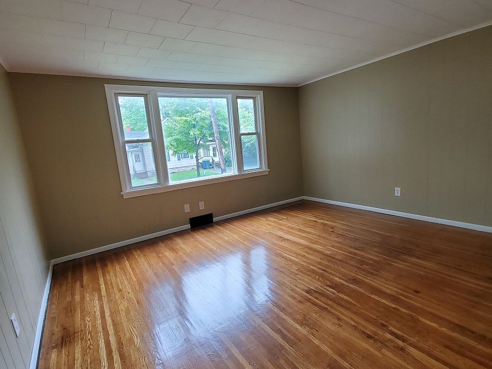 1st image of 2220 Winchester Blvd