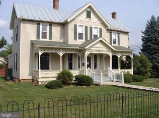 224 N Main St, Moorefield, WV 26836