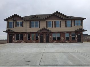 10527 Ellis Rd APT 1, Saint Jacob, IL 62281