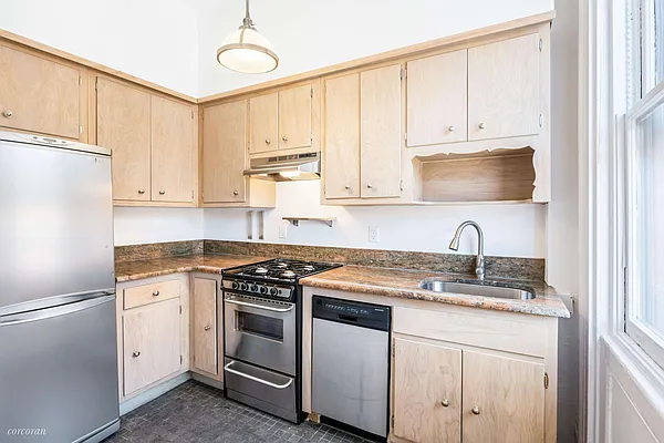 Rented by Corcoran | media 17