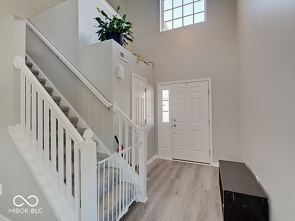 3rd image of 1471 Pencross Ln