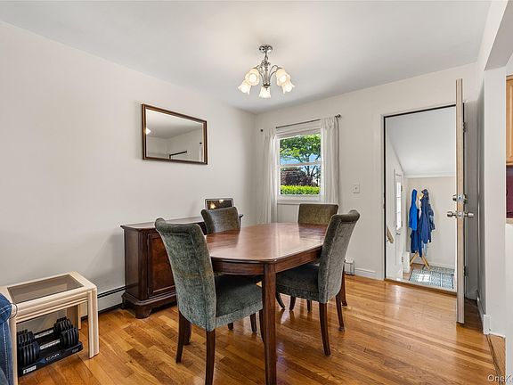 5th image of 40 Alden Avenue