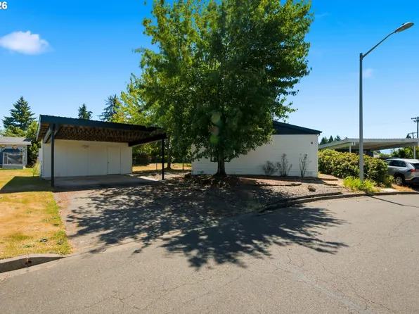 655 NE Burnett Rd Unit 4, McMinnville, OR 97128
