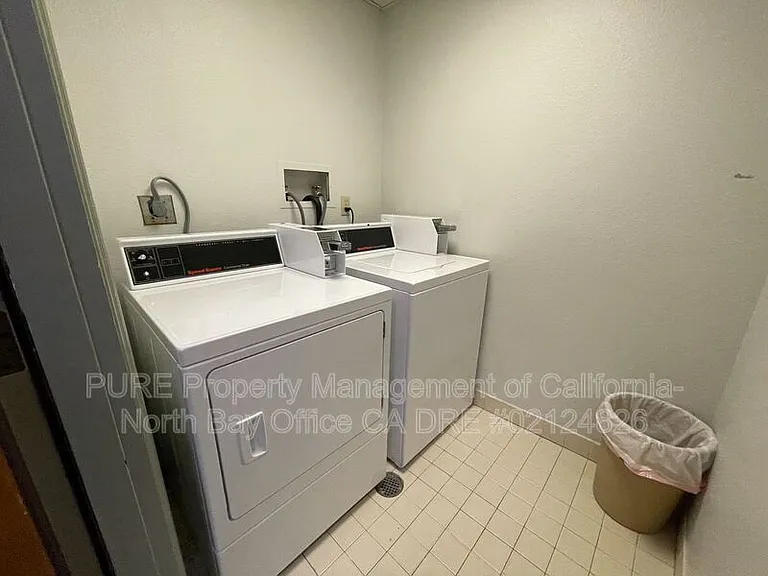 1300 Sacramento St #306 — Photo 10