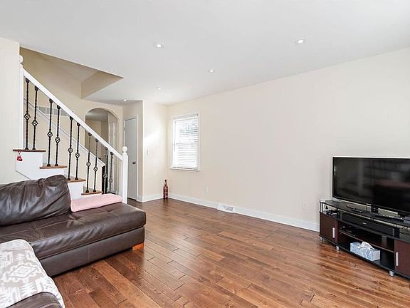 4th image of 8649 N Hull Ave