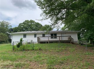 440 Thunder Rd, Buford, GA 30518