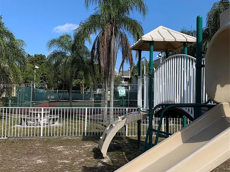 8660 SW 212th St #305 — Photo 27