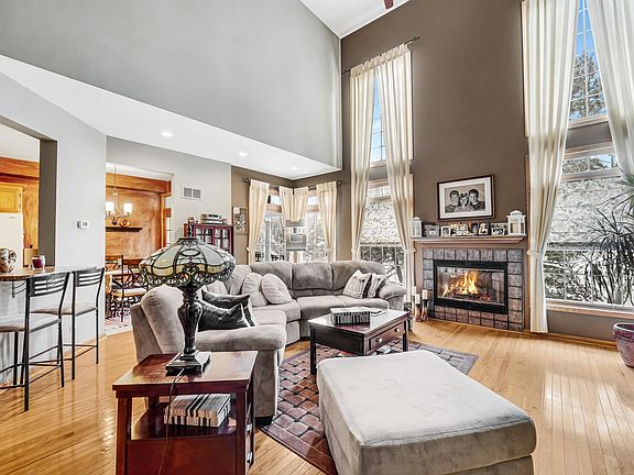 4th image of 8743 Golden Rose Dr