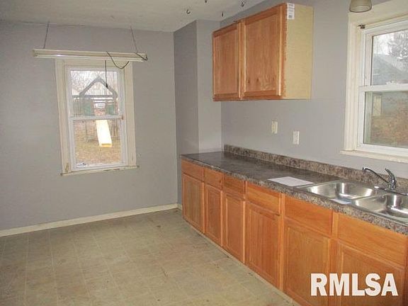 4th image of 731 E Willcox Ave