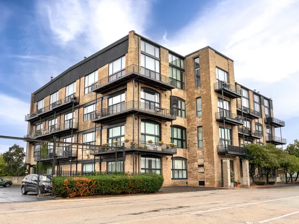 2614 N Clybourn Ave APT 306, Chicago, IL 60614