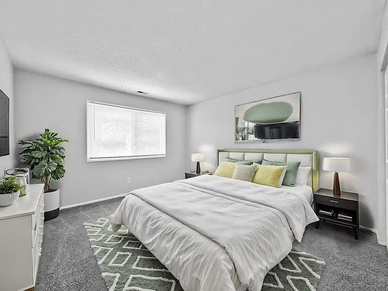 Finn Apartments — Photo 41