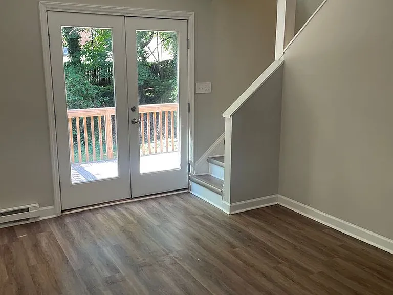 272 Hedgecock Ave — Photo 8
