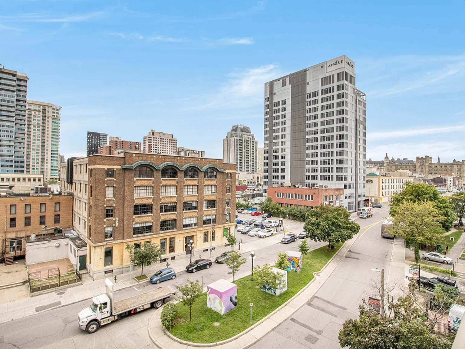 145 York St — Photo 3
