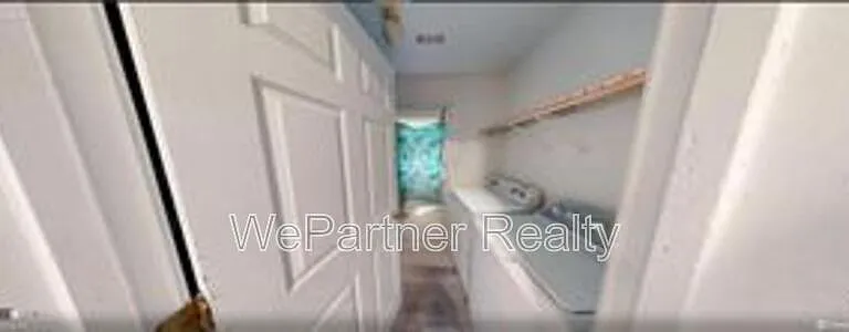 127 Tuscany Ln — Photo 5
