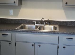 608 S 12th St APT 8, Mayfield, KY 42066