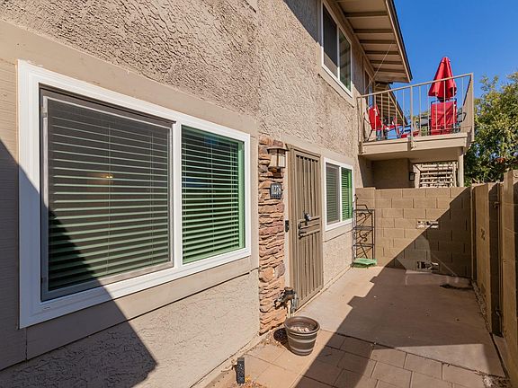 3rd image of 1278 N 85th Pl