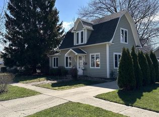 522 Spring St, Lake Geneva, WI 53147