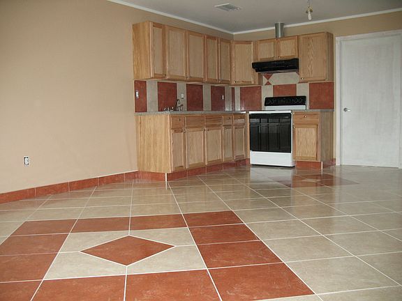 3rd image of 8768 Culebra Ave