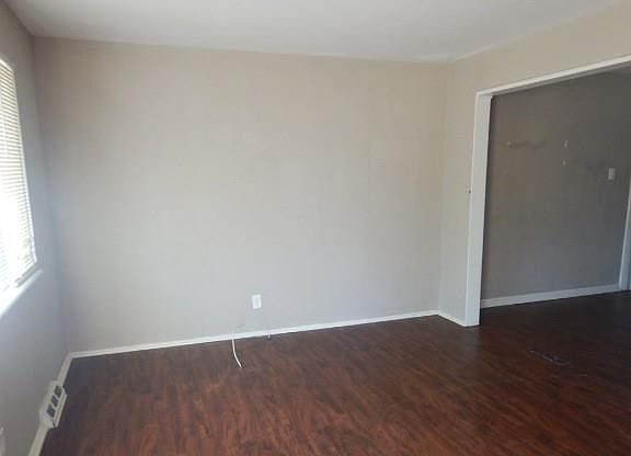 2nd image of 2033 Bella Clare Dr