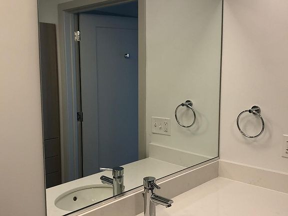 3rd image of 180 Telford St #313KR