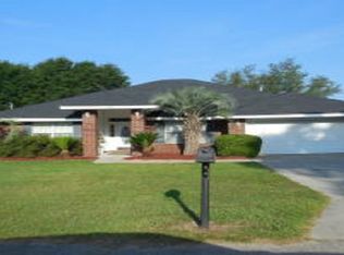 2836 Tamiami Trl, Crestview, FL 32539