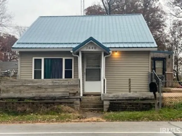 7640 N State Route 23 Rd, Walkerton, IN 46574