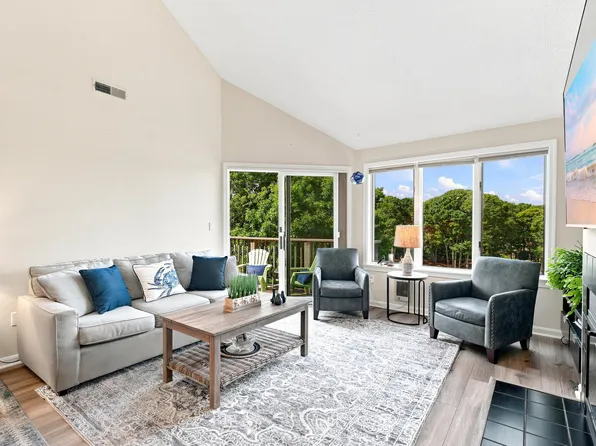 230 Kates Path UNIT 230, Yarmouth Port, MA 02675